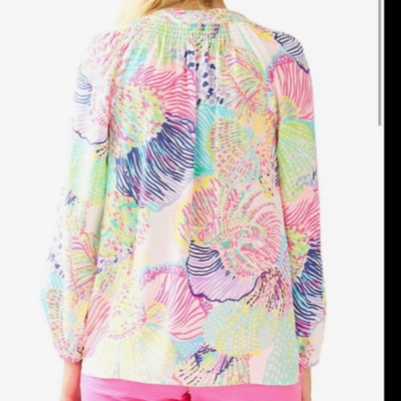 Lilly Pulitzer Silk Elsa In Roar of the Seas Button Down Blouse Small - Picture 3 of 11